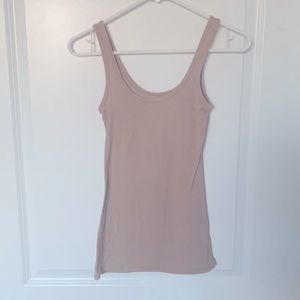 Fitted tan tank top
